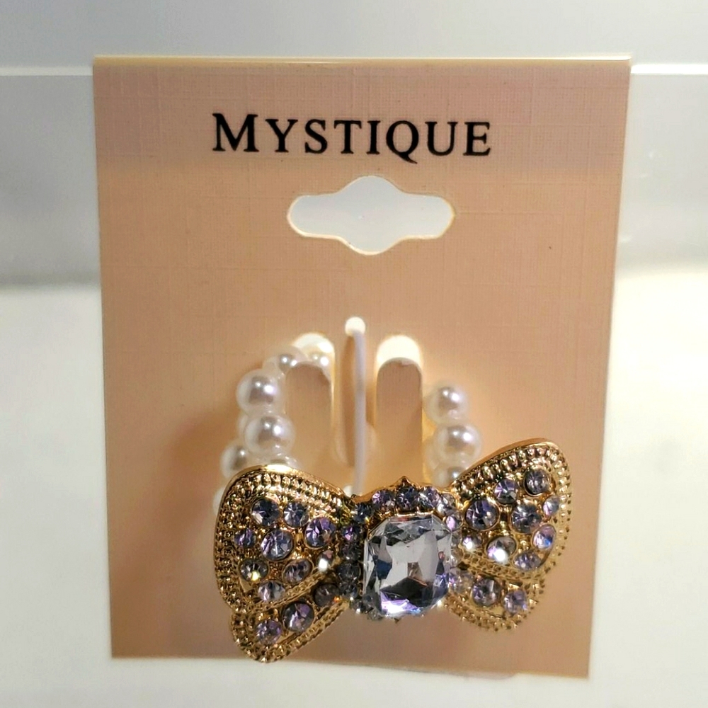 2 FOR $15 Mystique bow rhinestones and pearl ring